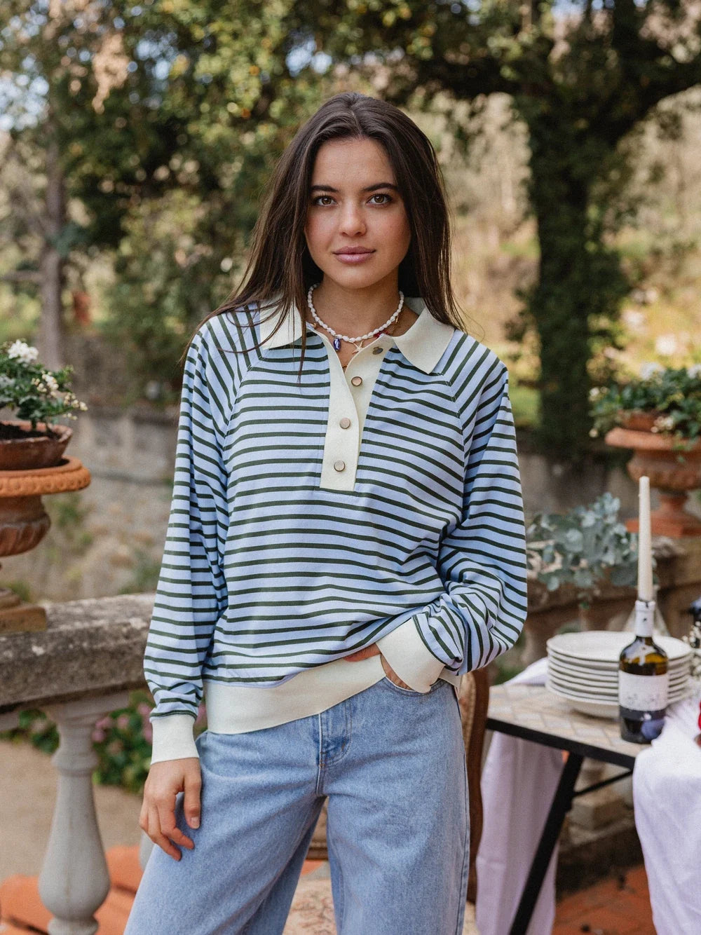 Hellblau gestreiftes Oversized-Polo