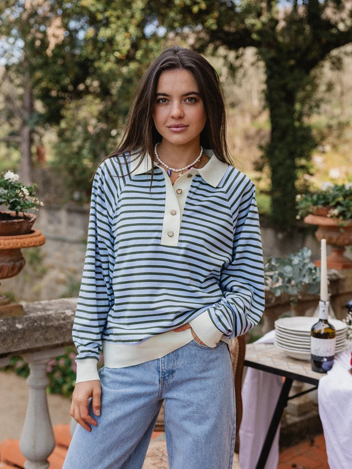 Hellblau gestreiftes Oversized-Polo