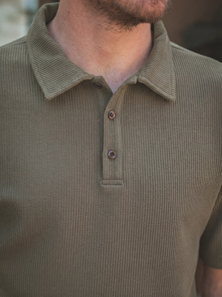 Grünes Sommer Button Polo