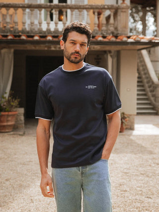 Navy Kragen Oversized T-Shirt