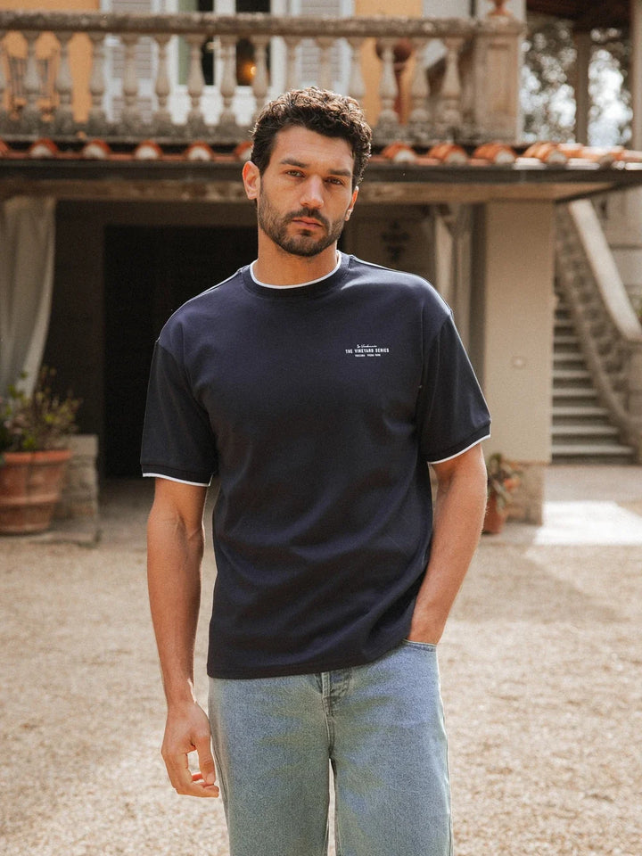 Navy Kragen Oversized T-Shirt