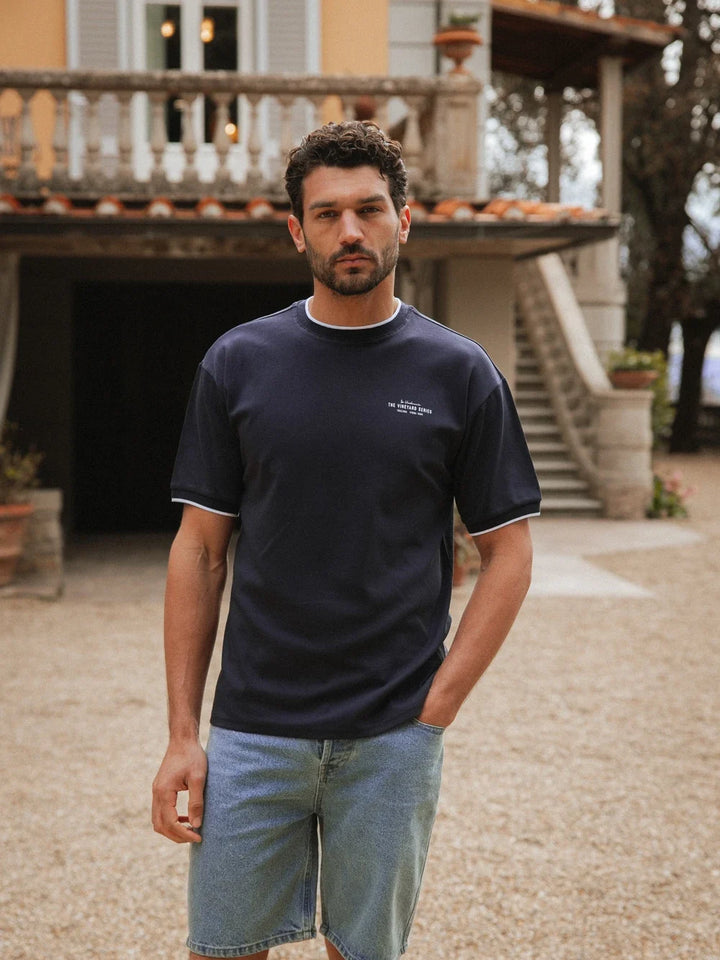 Navy Kragen Oversized T-Shirt