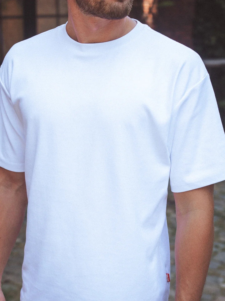 Weißes Übergroßes T-Shirt