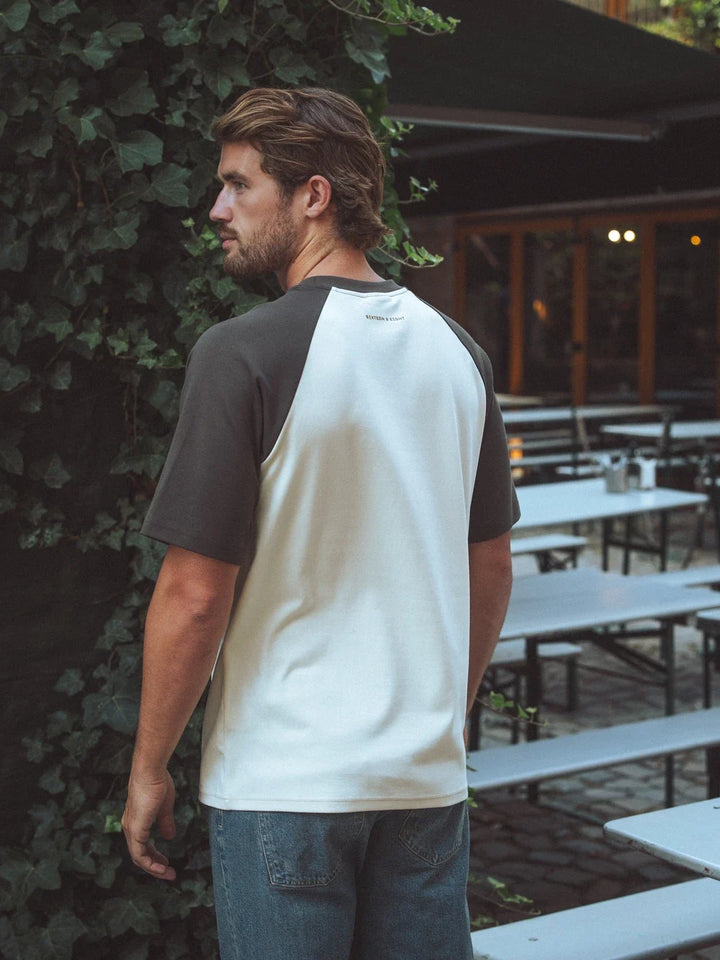 Braunes Raglan Oversized T-Shirt