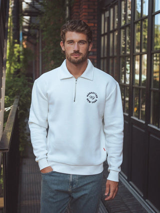 Weißer Polo-Zipper-Pullover