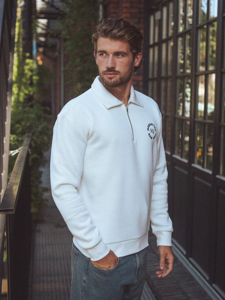 Weißer Polo-Zipper-Pullover