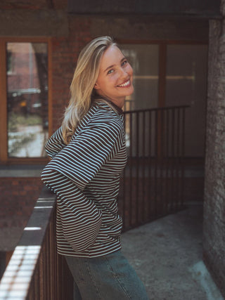 Braun gestreifter Langarmshirt