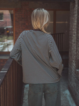 Braun gestreifter Langarmshirt