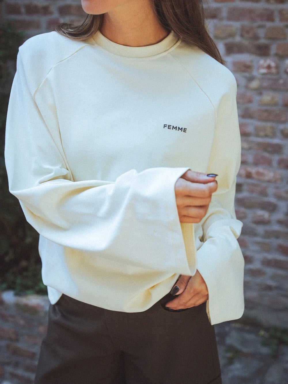 Buttergelbes Raglan-Langarm-T-Shirt