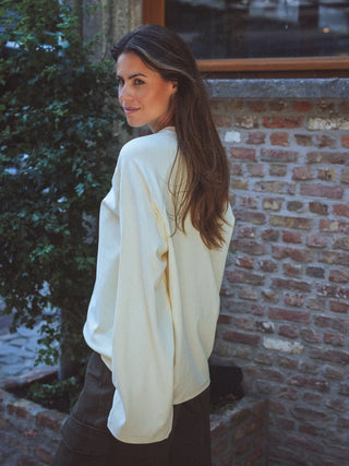 Buttergelbes Raglan-Langarm-T-Shirt